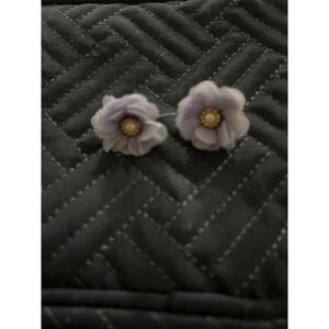 Floral‎ Pearl Center Earrings Purple Flower Cute Dainty Studs Jewelry